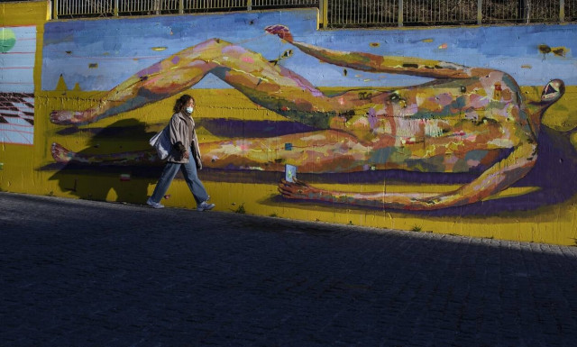 Lockdown: Έως και 2.600 κρούσματα τις επόμενες μέρες – Όλα οδηγούν σε νέα παράταση