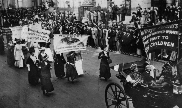 Όπου οι γυναίκες ευημερούν, ευημερούν και οι κοινωνίες…