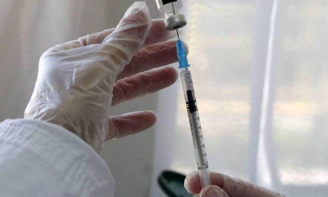 ΗΠΑ - Κορονοϊός: Οι πλήρως εμβολιασθέντες μπορούν να συναντιούνται χωρίς μάσκες