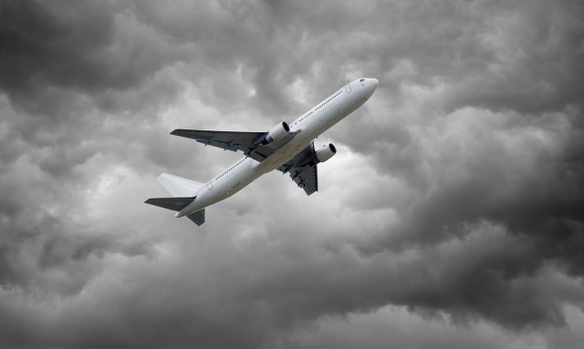 Στο «μικροσκόπιο» η προστασία των επιβατών των αεροπορικών εταιρειών στην ΕΕ εν μέσω κορωνοϊού 