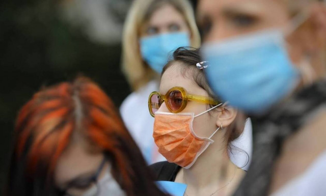 Κορονοϊός: «Κλειδώνει» η παράταση του lockdown - Μάσκες όλο το 2021  