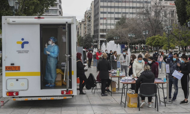 Greece registers 3,215 new coronavirus infections, 46 deaths on Tuesday; 484 on ventilators