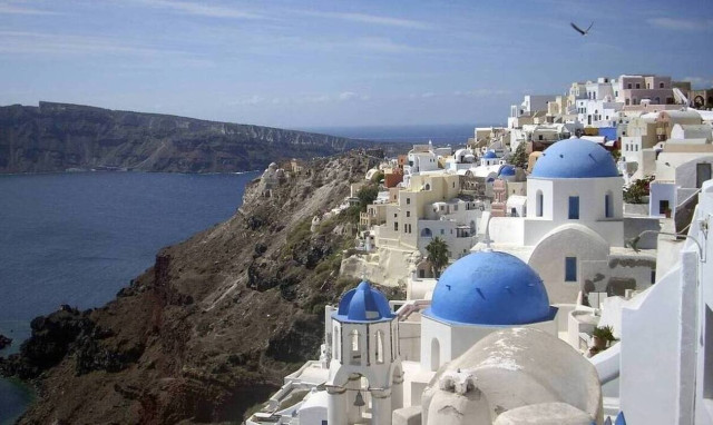 Greek islands top destination for summer holidays, German travel official says