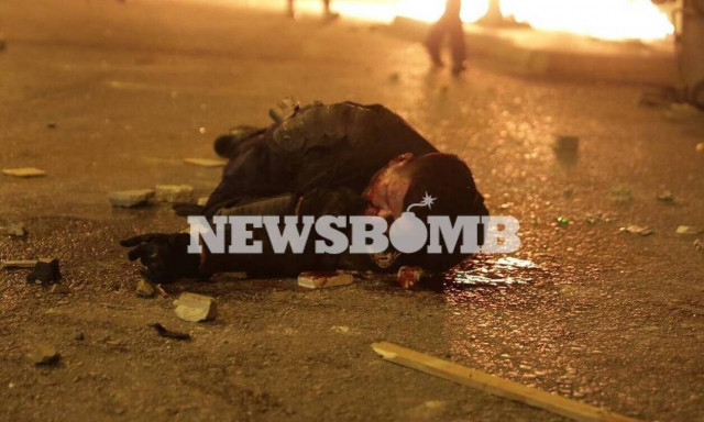 Νέα Σμύρνη: Μαρτυρία σοκ για τον τραυματία αστυνομικό - «Αν δεν γυρνούσαμε πίσω, δεν θα ζούσε»