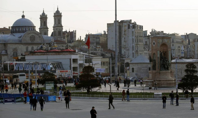 Κωνσταντινούπολη: Άγρια επίθεση από 25 άτομα σε αντιπολιτευόμενο δημοσιογράφο 