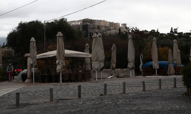 Επιστρεπτέα προκαταβολή 7: Στο 1 δισ. ευρώ το κόστος της - Σκέψεις για μηδενικά ενοίκια των Απρίλιο