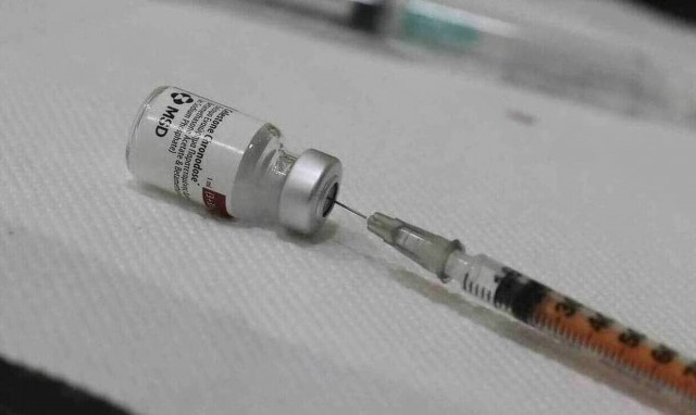 Pfizer/BioNTech: Το εμβόλιο κατά της Covid-19 ενδέχεται να προλαμβάνει την ασυμπτωματική μετάδοση