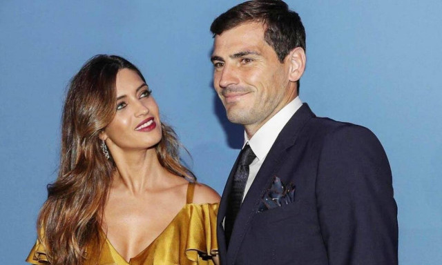 Kασίγιας - Καρμπονέρο: Το πρωτοσέλιδο που φέρνει τα πάνω κάτω στο γάμο τους