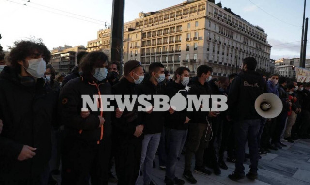 Συγκεντρώσεις στο Σύνταγμα για Κουφοντίνα και κατά της αστυνομικής βίας