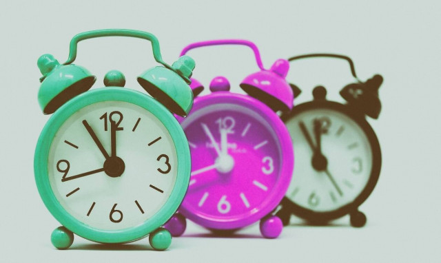 Αλλαγή ώρας 2021: Πότε γυρίζουμε τους δείκτες των ρολογιών