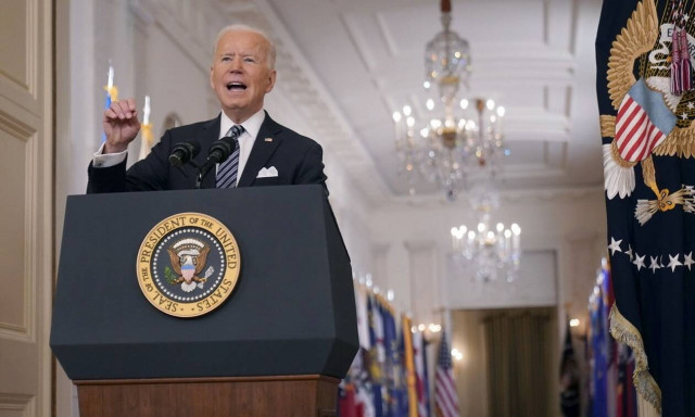 Μπάιντεν: Ο αγώνας εναντίον της πανδημίας απέχει πολύ από το τέλος - Θα έρθουν καλύτερες μέρες