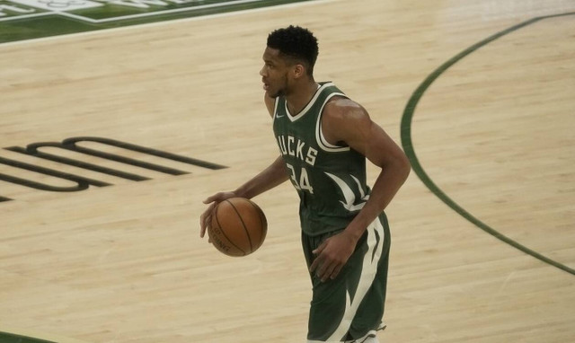 Γιάννης Αντετοκούνμπο: «Είμαι... καλύτερος σουτέρ, είχα 100% στα τρίποντα» (videos+photos)