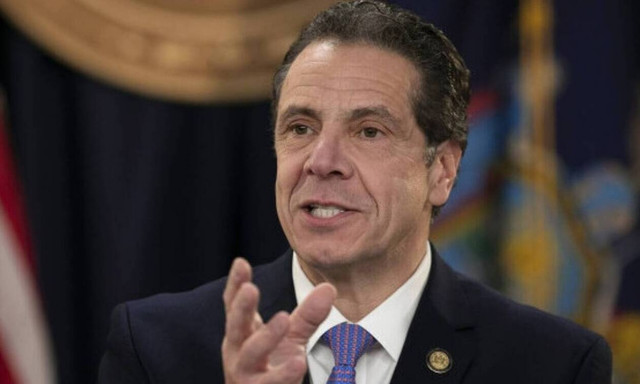 Αρνείται να παραιτηθεί ο κυβερνήτης της Νέας Υόρκης παρά τις 6 καταγγελίες σεξουαλικής παρενόχλησης