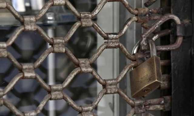 Lockdown: Σε βαθύ κόκκινο άλλες 9 περιοχές της χώρας 