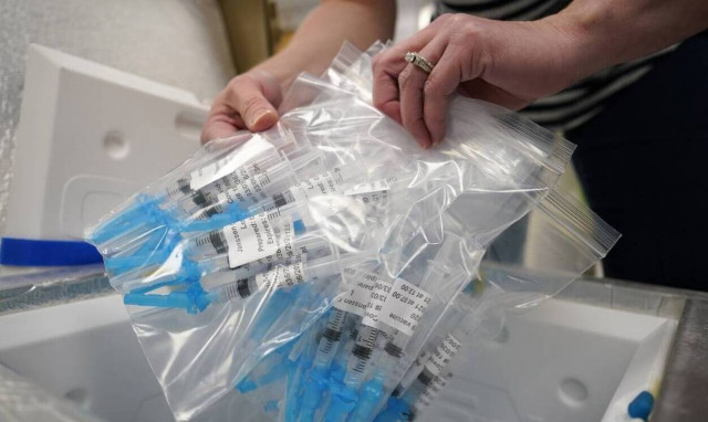 Κομισιόν: Δίκαιη η κατανομή των εμβολίων ανάλογα με τον πληθυσμό της κάθε χώρας