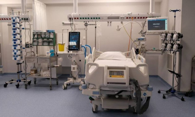 Κορονοϊός: Στο «κόκκινο» οι ΜΕΘ της Αττικής – Πάνω από 7.000 κρούσματα σε μια εβδομάδα