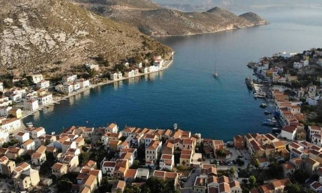 Kastelorizo leads small-island vaccination efforts ahead of tourism season reopening