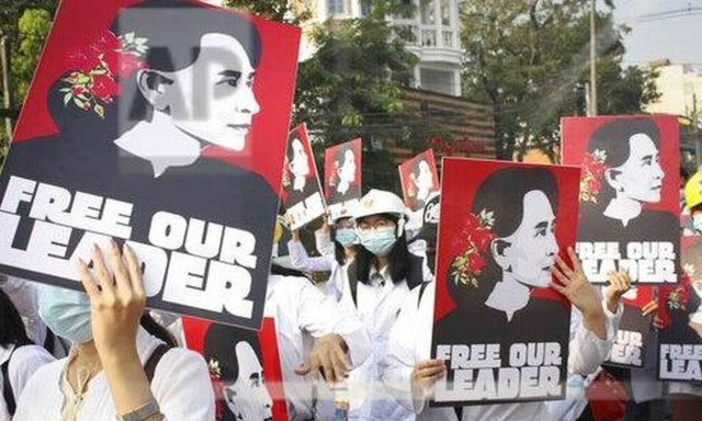 Μιανμάρ: «Λουτρό αίματος» - Τουλάχιστον 38 οι νεκροί σήμερα στους δρόμους της Βιρμανίας