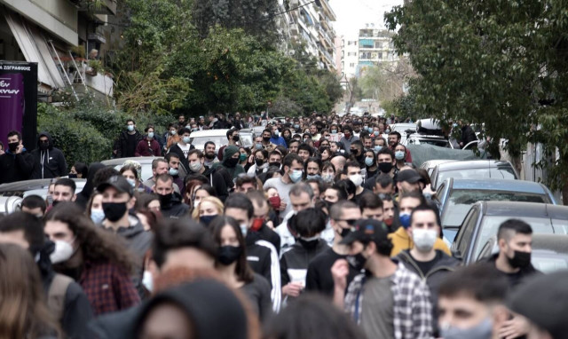 Βατόπουλος: Γίνεται υπερμετάδοση στις συγκεντρώσεις - Nα υπάρξει πολιτικό μορατόριουμ 