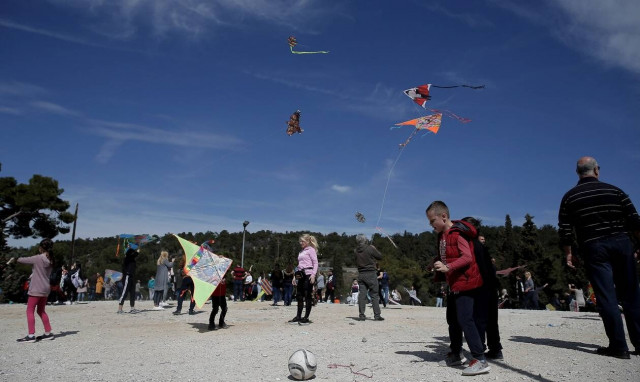 Rain and thunderstorms forecast on Clean Monday	