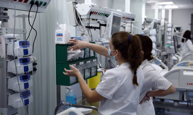 Κορονοϊός: «Βόμβα» Τζανάκη για περισσότερους από 600 διασωληνωμένους σε ΜΕΘ αυτή την εβδομάδα