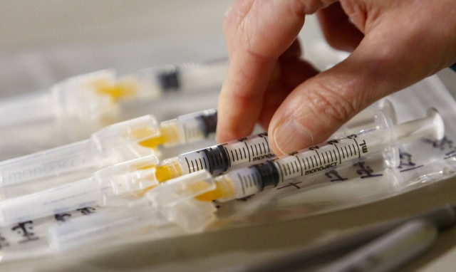 Κορονοϊός: Δεν είναι καλά τα νέα - Πόσο διαρκεί η ανοσία από τα εμβόλια;