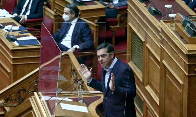 Τσίπρας σε Μητσοτάκη: Η κατάσταση είναι απελπιστική - Ουσιαστικές λύσεις στο μέτωπο της πανδημίας