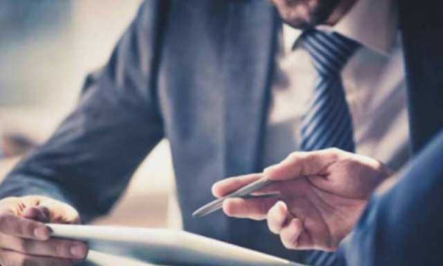 Εργασιακά: Έρχονται ριζικές αλλαγές - Τι ισχύει για 8ωρο, υπερωρίες, απεργίες και άδειες