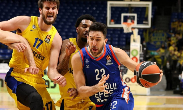 Euroleague: Η Εφές προκαλεί τρόμο! - Βαθμολογία και στιγμιότυπα (video) 