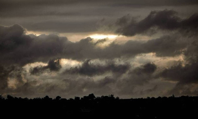 Rain and storms forecast over most of Greece on Tuesday	