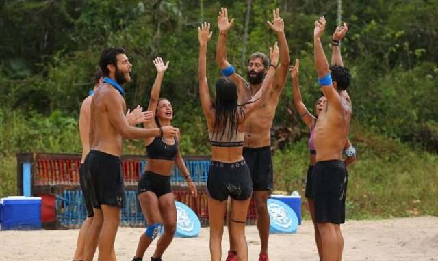 Survivor: Μεγάλη έκπληξη στο πάρτι της ένωσης – Ποιος θα τραγουδήσει (video)