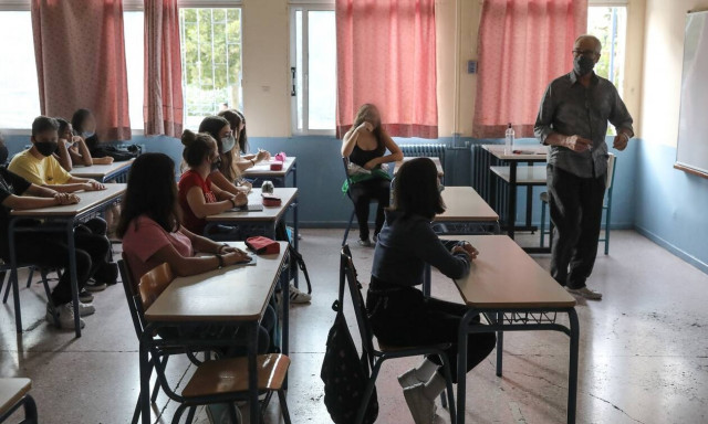 Ρεπορτάζ Newsbomb.gr - Σχολεία: Όλα ανοιχτά για παράταση του σχολικού έτους