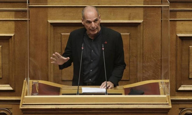 Βαρουφάκης: Ένοχη η κυβέρνηση για όσα δεν έκανε στο ΕΣΥ