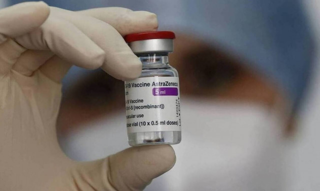 Εμβόλιο AstraZeneca – Βρετανία: Δεν ήταν λογική η αναστολή της χρήσης του από χώρες