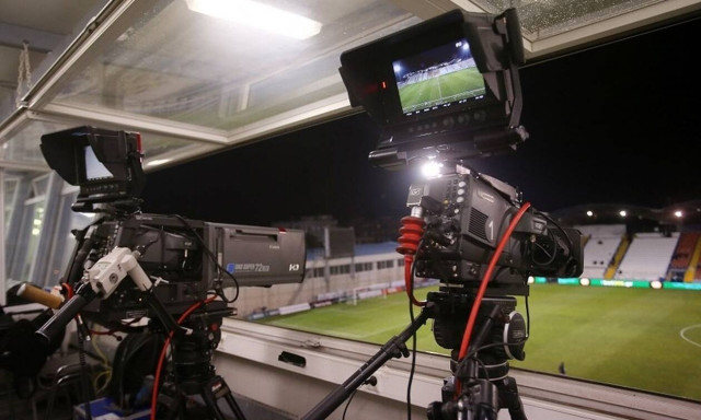 Super League: Αλλάζει τηλεοπτική στέγη το πρωτάθλημα; - Τα νέα δεδομένα