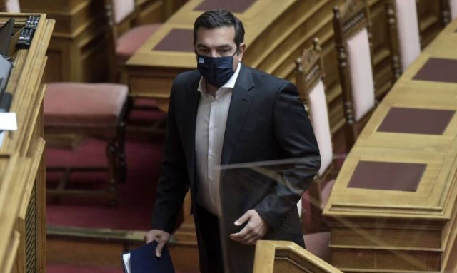 Τακτική «μαστίγιο και καρότο» εφαρμόζει ο ΣΥΡΙΖΑ - Το «γάντι» στον Μητσοτάκη πετάει ο Τσίπρας