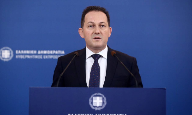 Πέτσας για συνέντευξη Τσίπρα: Λέει πάλι ψέματα