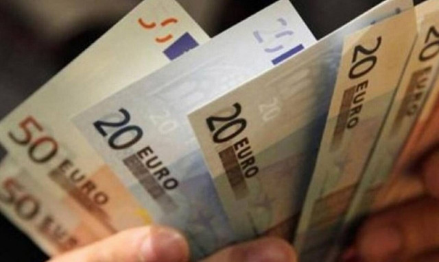 Επίδομα αναδοχής: Ποιοι είναι δικαιούχοι και πόσα χρήματα θα πάρουν