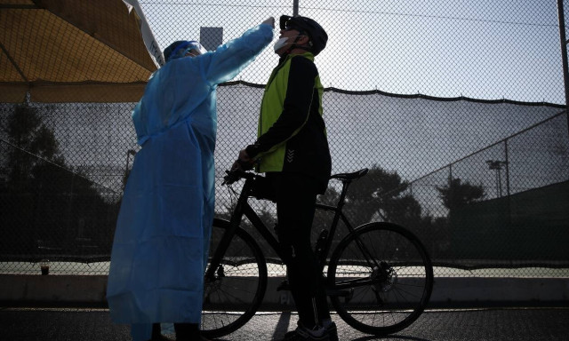 Greece confirms 2,785 new coronavirus cases on Friday; 649 in ICUs at hospitals