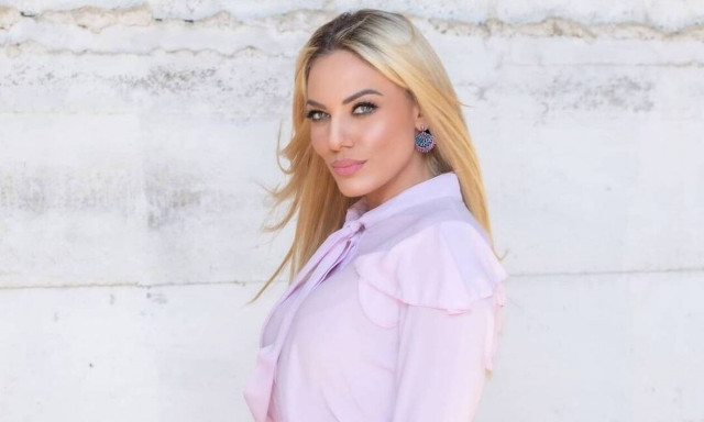 Ιωάννα Μαλέσκου: «Μάγεψε» τους πάντες με τη σημερινή της εμφάνιση (photos)