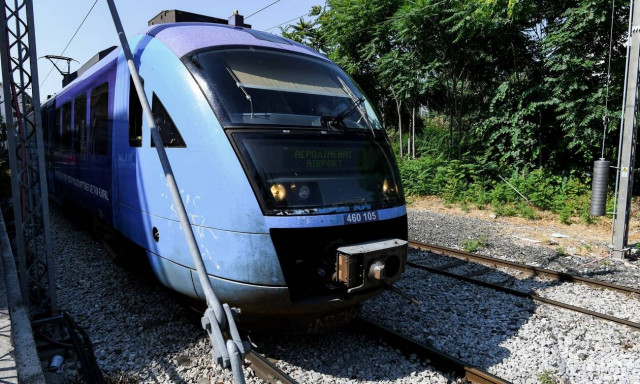 Συρμός του προαστιακού παρέσυρε ηλικιωμένη στα Σεπόλια