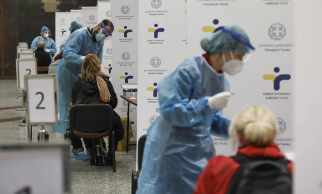 Κορονοϊός: «Βόμβα» Σαρηγιάννη - «Πιθανό να δούμε 9.500 κρούσματα την ημέρα»