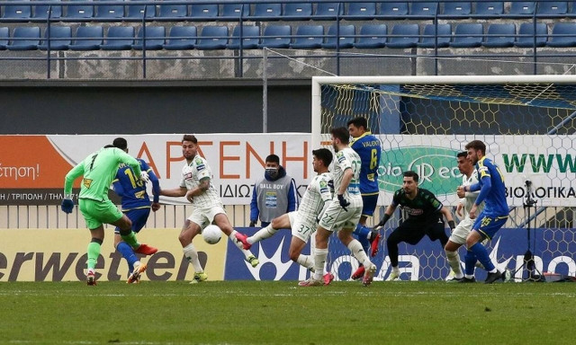 Super League: Το γκολ του γκολκίπερ Παπαδόπουλου στο 97'! - Έτσι ισοφάρισε ο Αστέρας τον Παναθηναϊκό