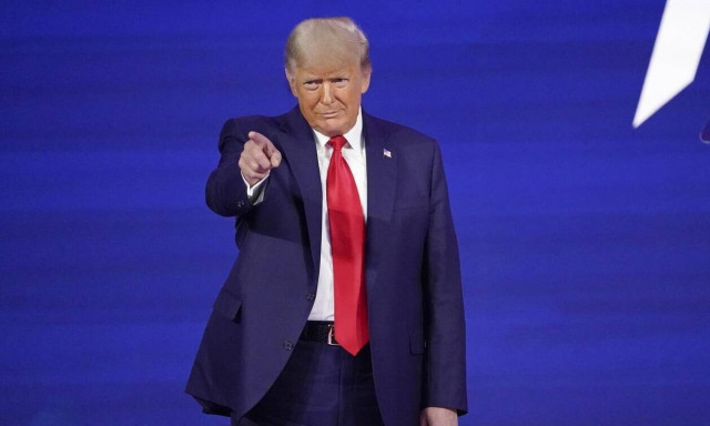 Ο Ντόναλντ Τραμπ σχεδιάζει να λανσάρει τη δική του πλατφόρμα κοινωνικής δικτύωσης