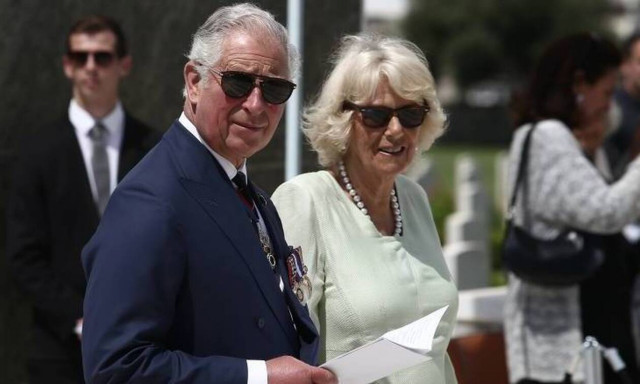 Δήμος Αθηναίων: Θα τιμήσει τον πρίγκιπα Κάρολο και τον Ρώσο πρωθυπουργό