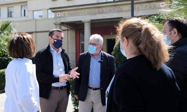 Τσίπρας: Στα νοσοκομεία επικρατεί κατάσταση πολέμου - Η κυβέρνηση δεν έχει σχέδιο