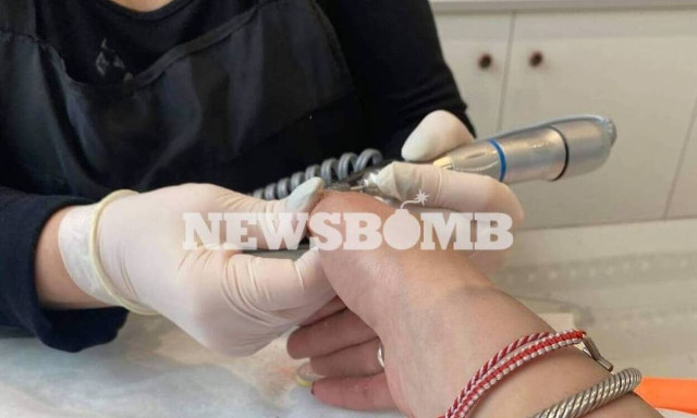 Hair and nail salons, archaeological sites and parks reopen