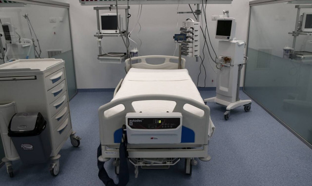  Ρεπορτάζ Newsbomb.gr: «Λυγίζουν» τα νοσοκομεία - «Η χειρότερη εφημερία από την αρχή της πανδημίας»