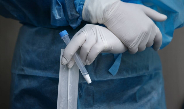 Πιερρακάκης: Σε ειδική πλατφόρμα θα δηλώνονται τα θετικά self test