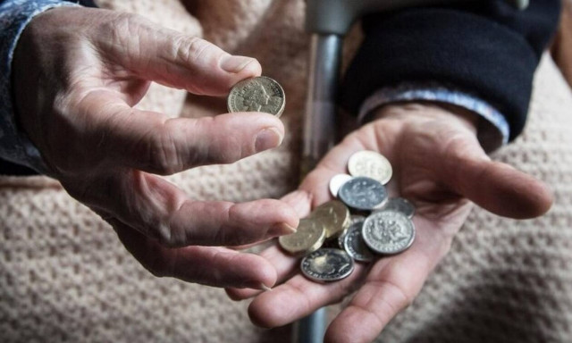 Συντάξεις Απριλίου 2021: Ξεκινούν στις 24/3 οι πληρωμές - Δείτε αναλυτικά